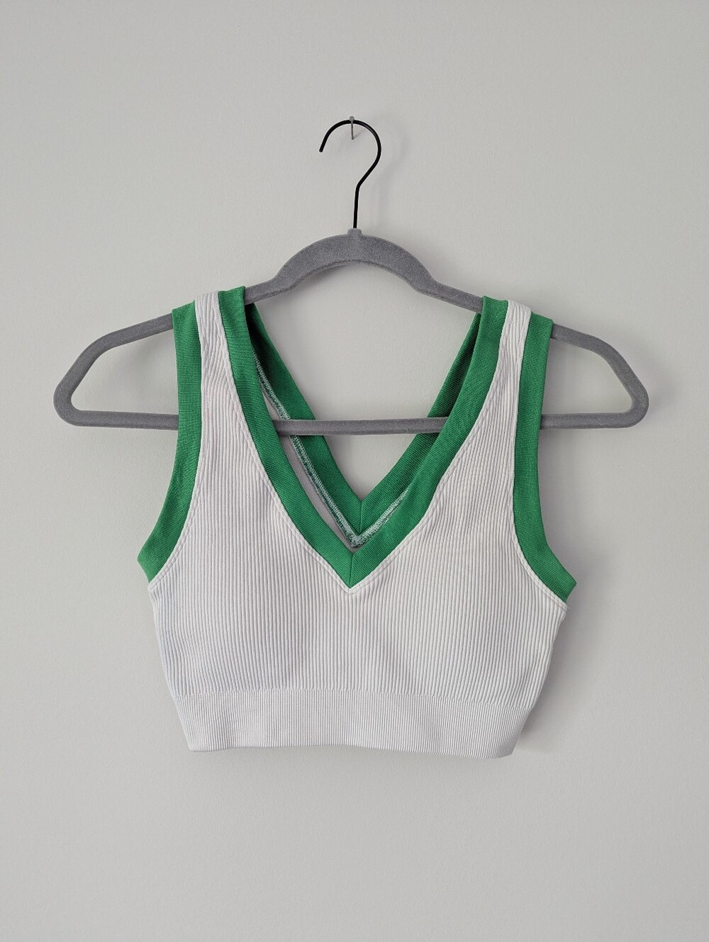 Offline by Aerie Bralette Crop Top Stretch Medium Support Ribbed V-Neck Tennis